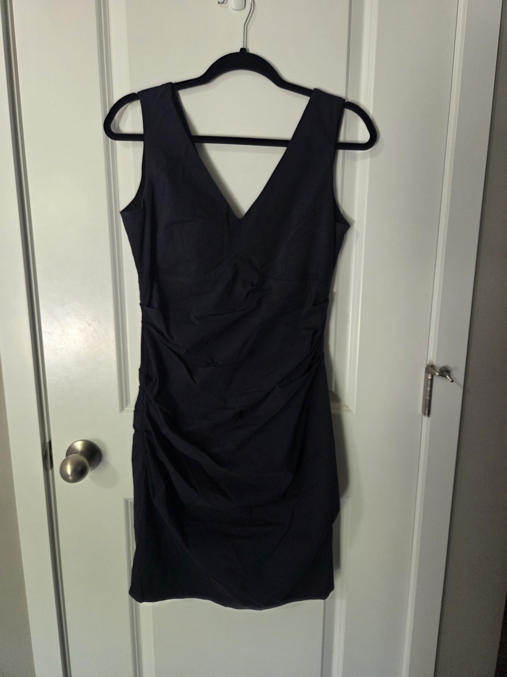 Classic V-Neck Ruched Sheath Dress - Navy Blue